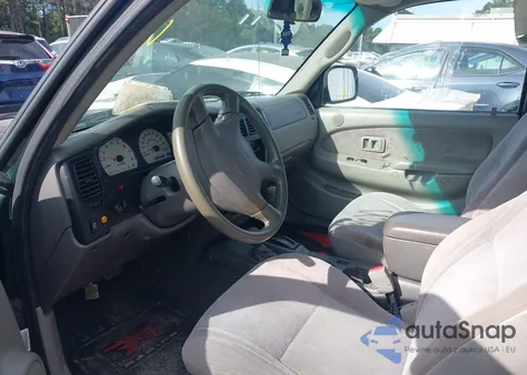 2001 Toyota Tacoma Xtracab z USA, uszkodzony, nr VIN 5TEWN72N41Z789428